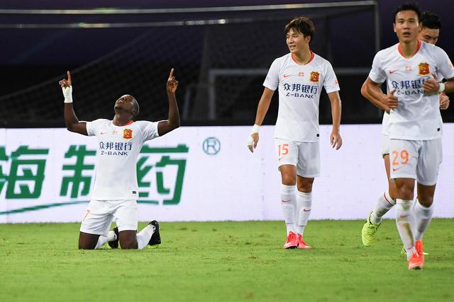 官方：阿莫林正式接任曼联 代理主帅鲁德已经离队