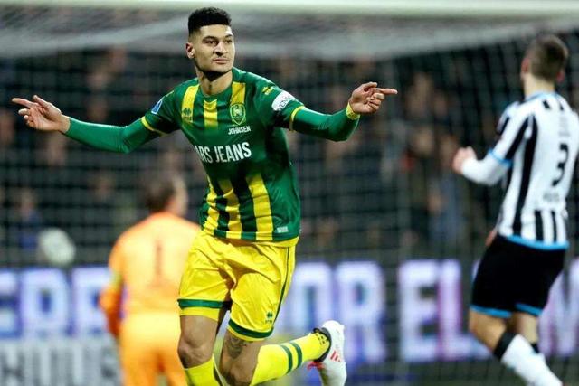 科隆天才门将即将加盟拜仁 签约至2030年