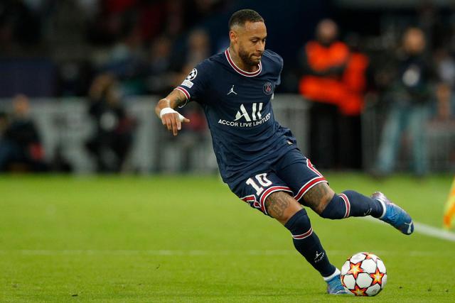 西甲-拉菲尼亚破门莱万建功 巴萨2-2塞尔塔